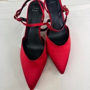 A New Day red satin ankle strap pumps in women's‎ size 10
